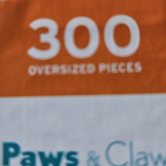 Dogs on a Beach 300 pc Puzzle, complete - Picture 4 of 7